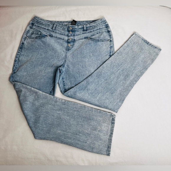 DG2 Straight Leg Washed Blue Jeans, Size XLT - Picture 10 of 10